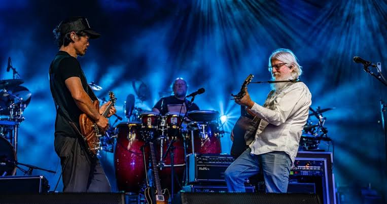 The String Cheese Incident performing on tour